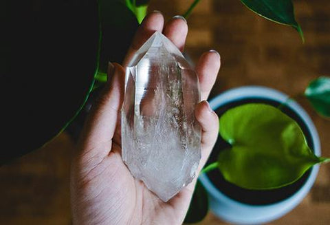 Les Dévas du Cristal - Un Lieu de Lumière - cours à distance en ligne de soins énergétiques